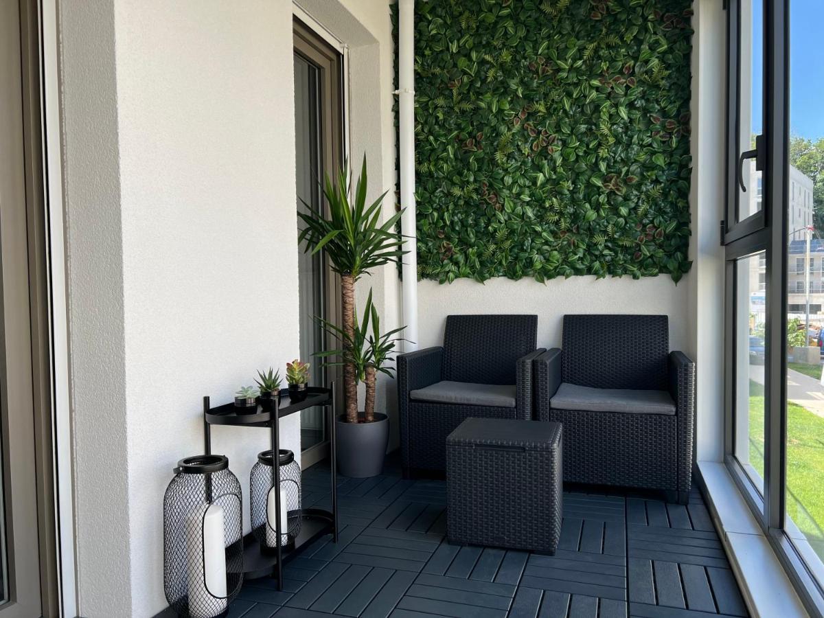 Appartement Avec Son Jardin D'Hiver Poissy Extérieur photo